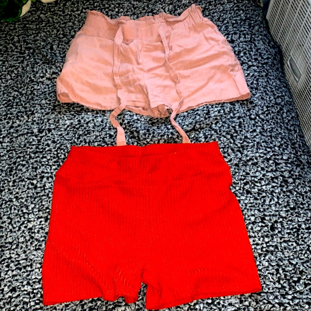 2 pairs of shorts